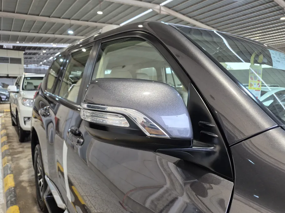 تويوتا برادو VX 2022 