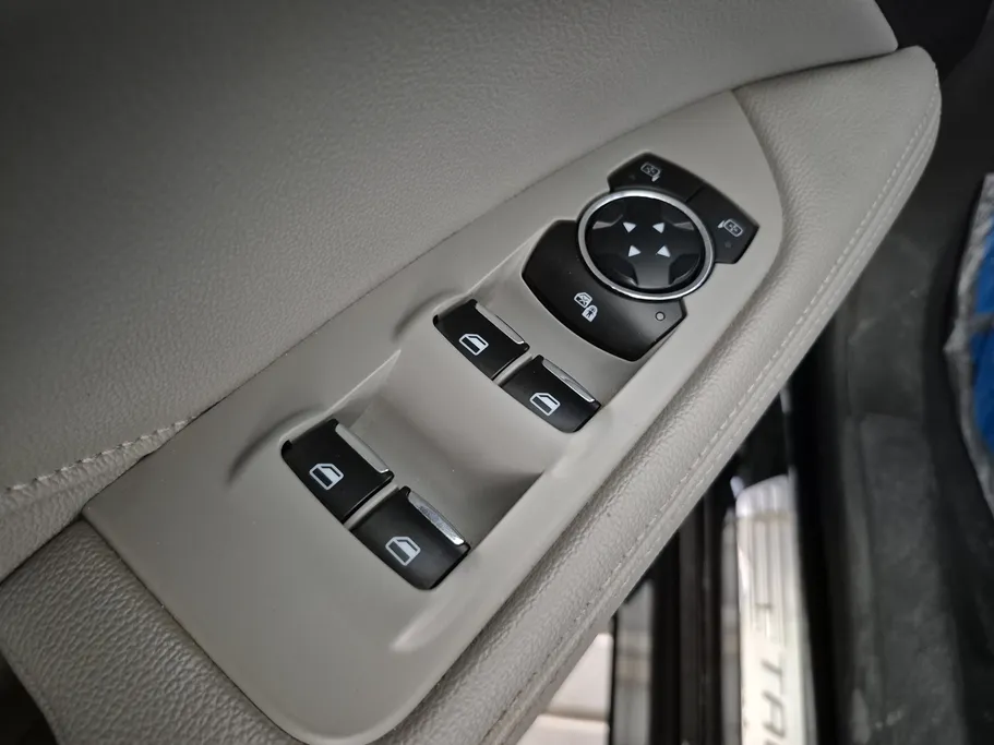 2021 Ford Taurus Ambiente 