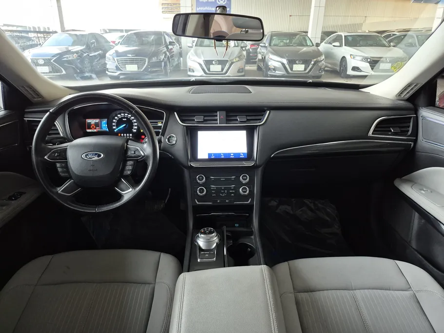 2021 Ford Taurus Ambiente 