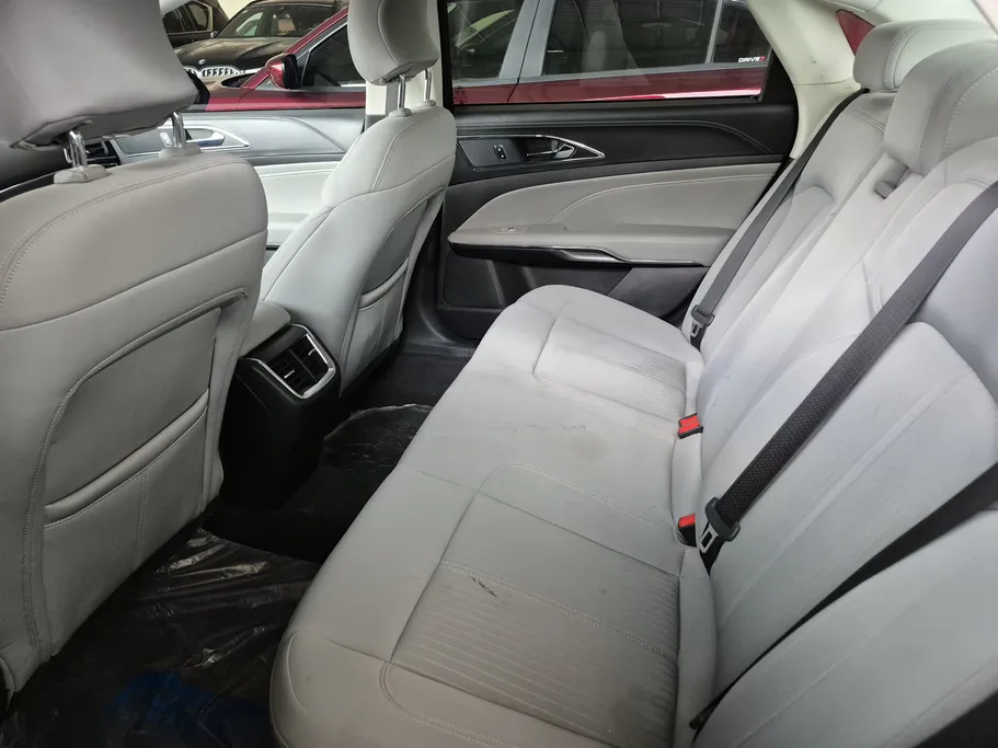 2021 Ford Taurus Ambiente 