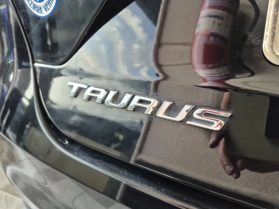 2021 Ford Taurus Ambiente 