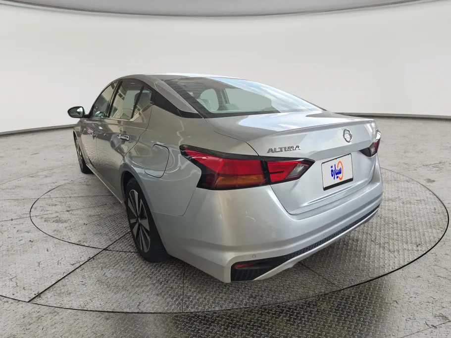 نيسان التيما SV 2021 