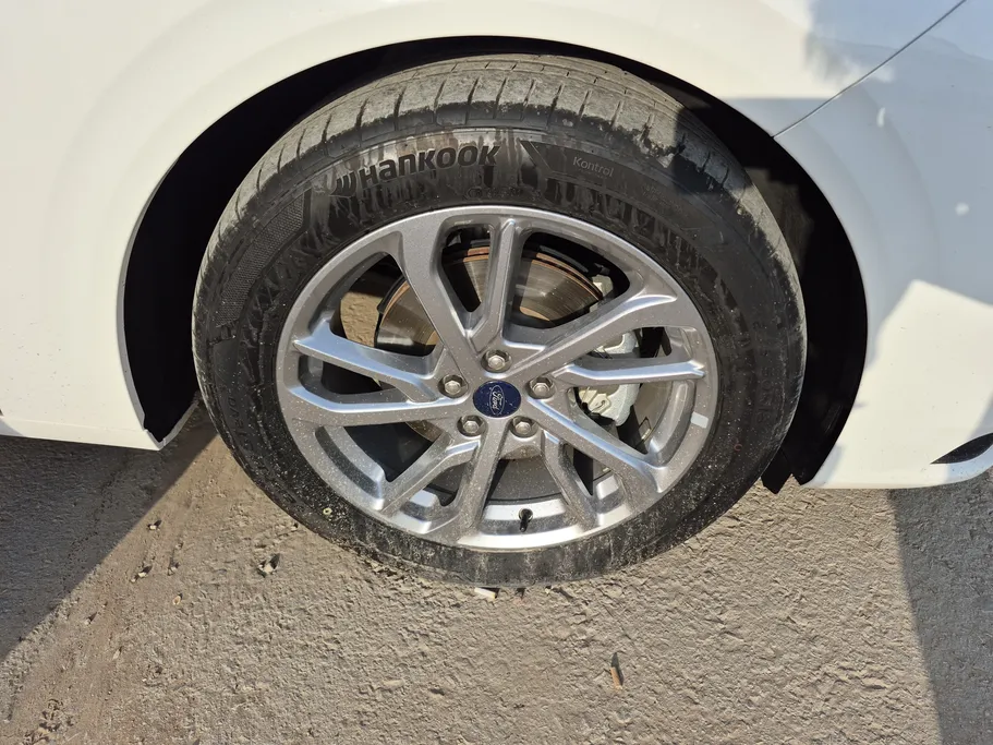 2024 Ford Taurus Ambiente 