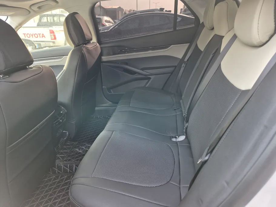 2024 Ford Taurus Ambiente 