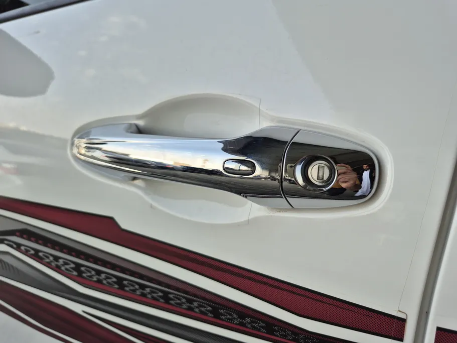 2024 Toyota Hilux SGLX 4X4 AT DSL 