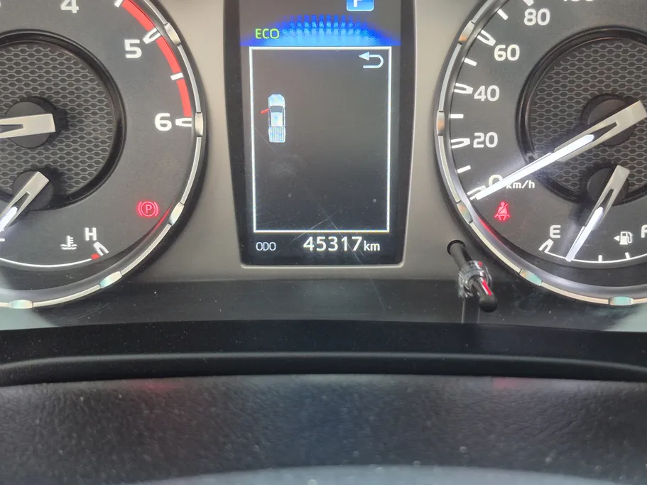 2024 Toyota Hilux SGLX 4X4 AT DSL 