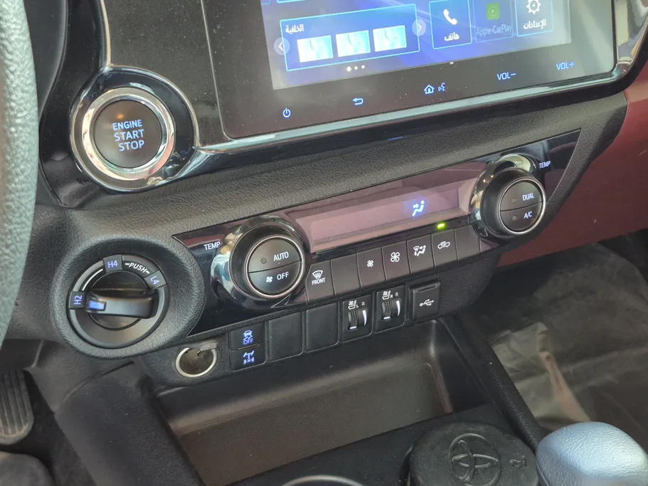 2024 Toyota Hilux SGLX 4X4 AT DSL 