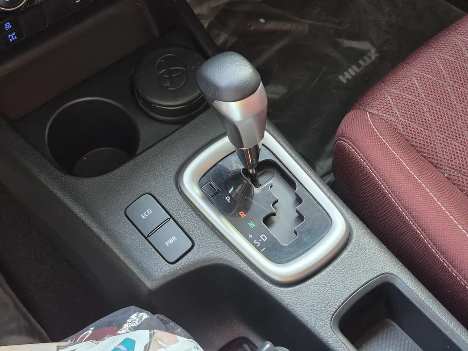 2024 Toyota Hilux SGLX 4X4 AT DSL 