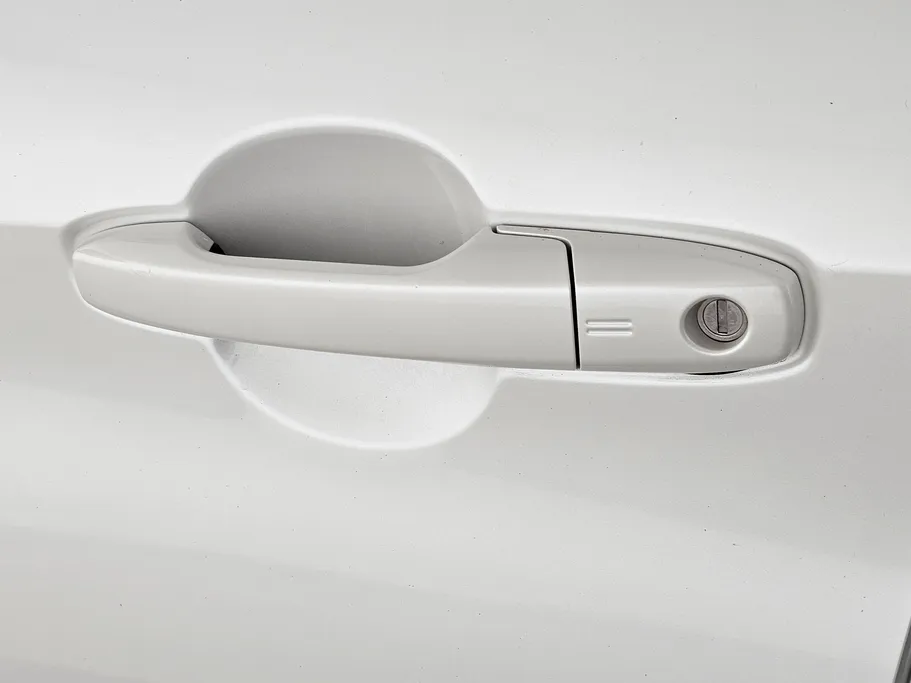 2023 Toyota Yaris  YX 