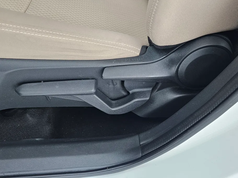 2023 Toyota Yaris  YX 