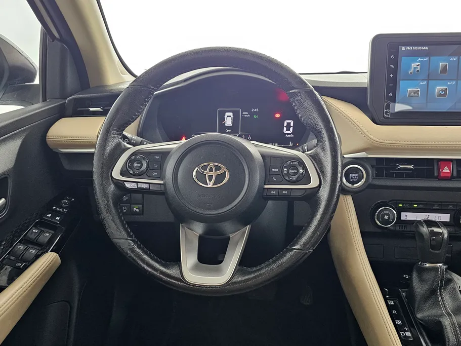 2023 Toyota Yaris  YX 