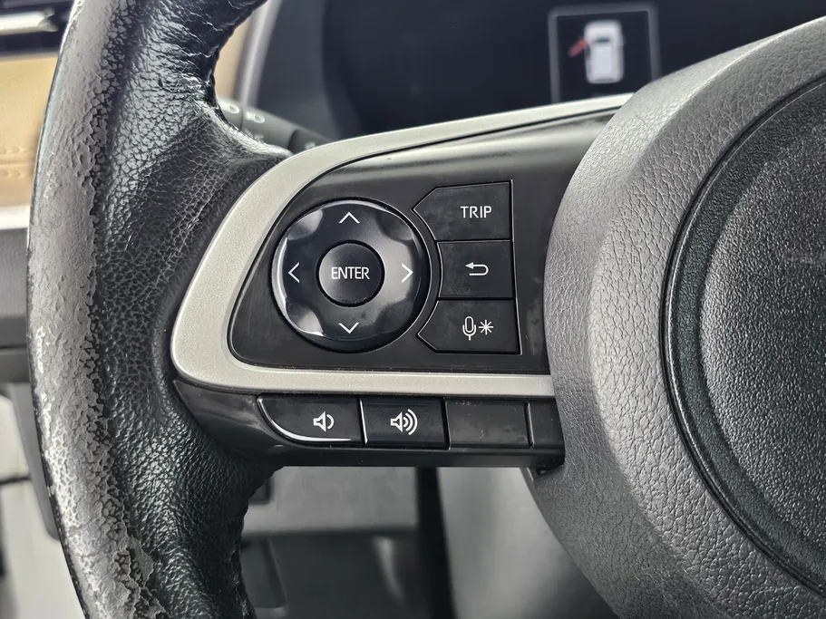 2023 Toyota Yaris  YX 