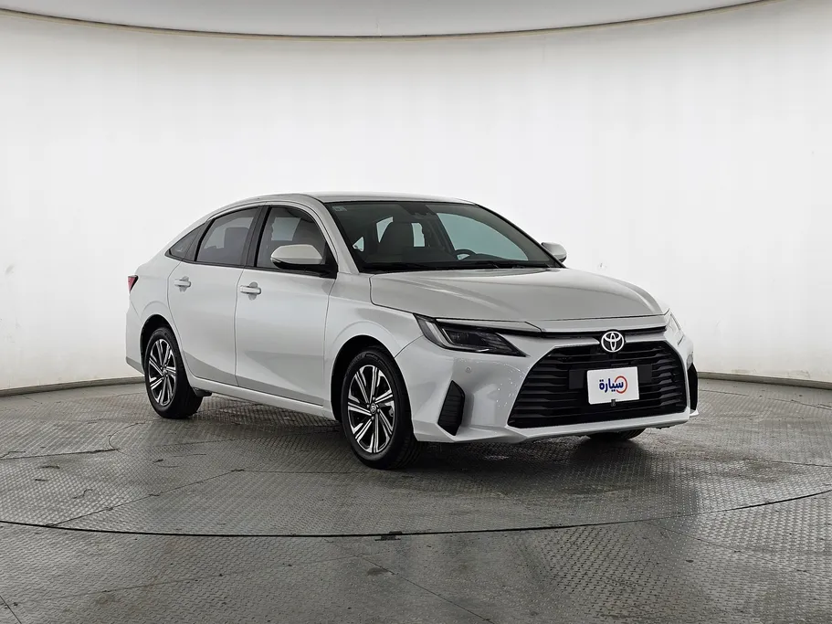 2023 Toyota Yaris  YX 