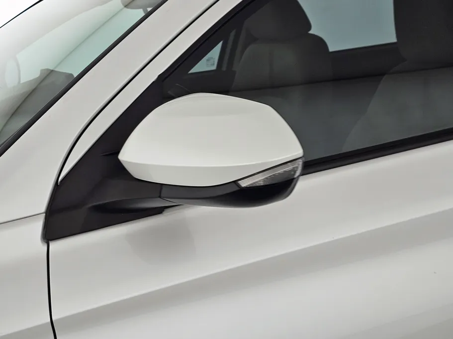 2023 Toyota Yaris  YX 