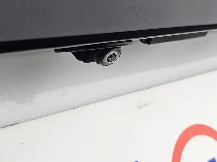 2023 Toyota Yaris  YX 