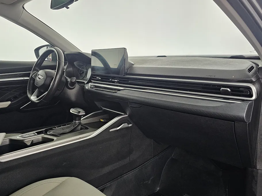 جيلي امجراند GS 2024 