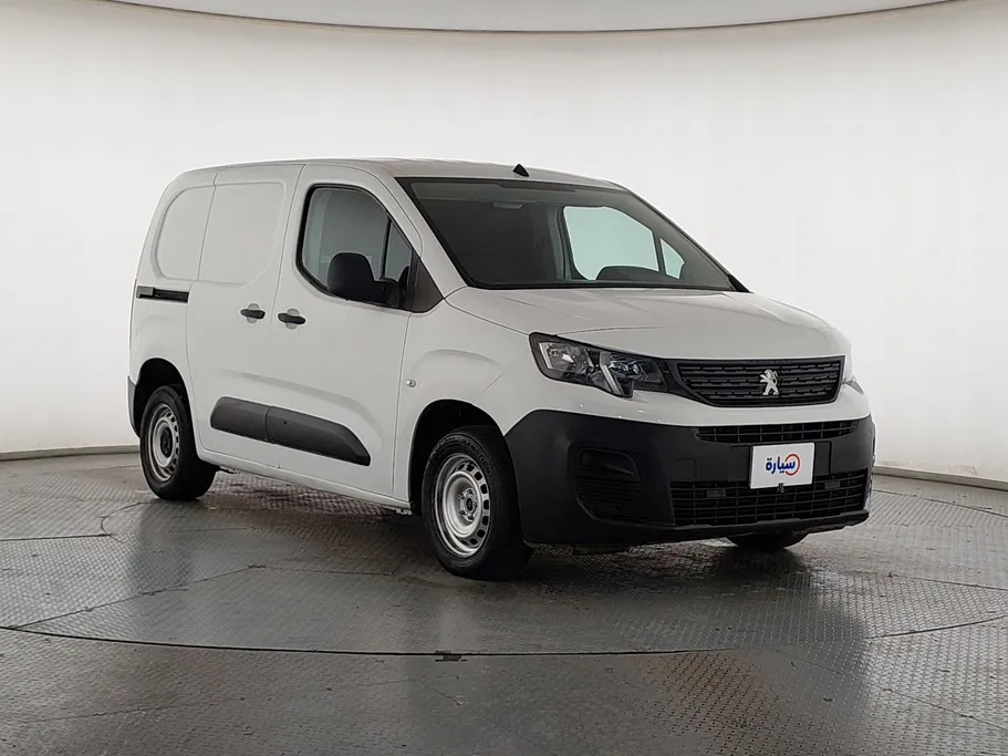 2022 Peugeot Partner Short van 