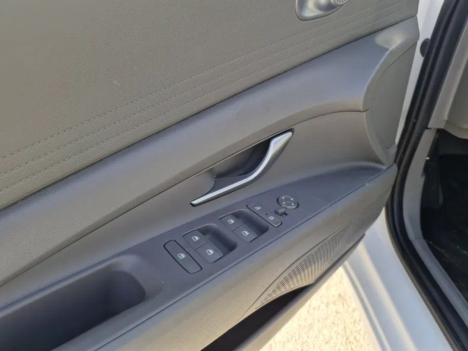 2022 Hyundai Elantra Fleet 