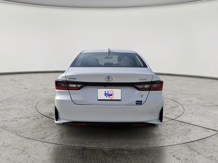 تويوتا يارس Y 2023 