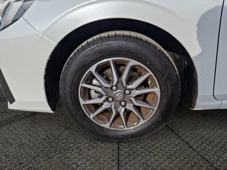 2023 Toyota Yaris  Y 