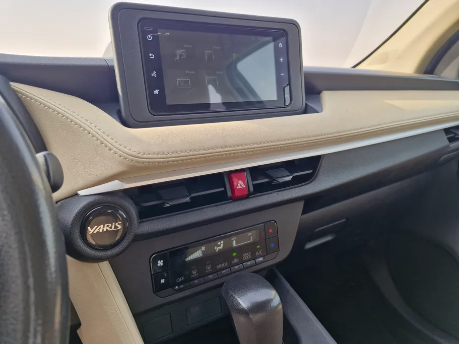 تويوتا يارس Y 2023 