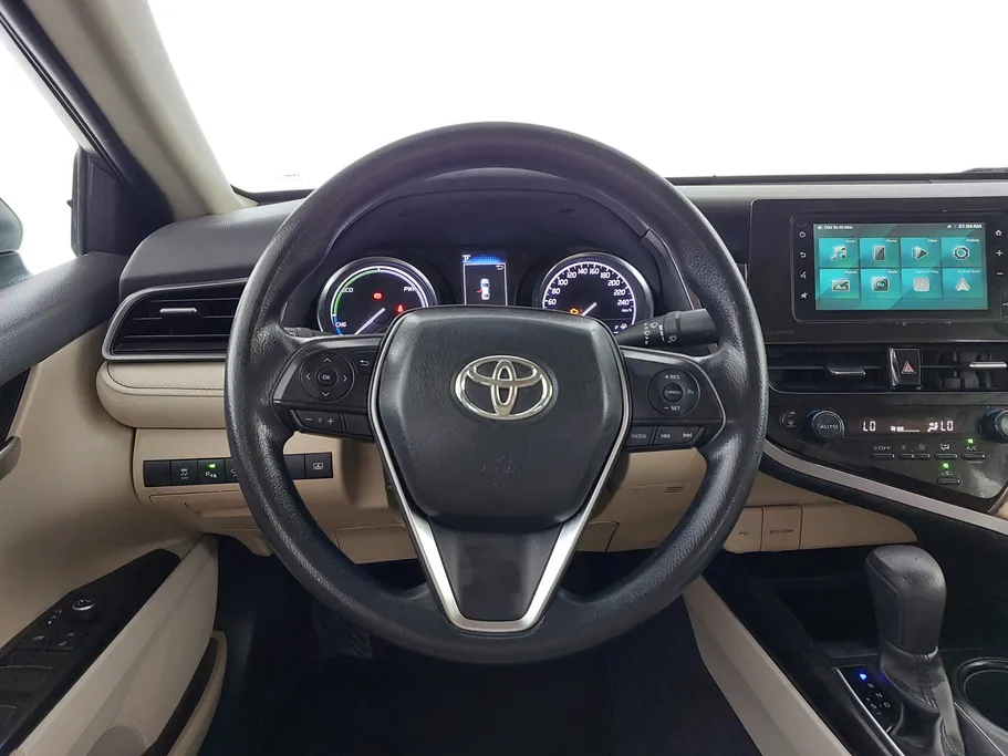 تويوتا كامري LE HEV 2021 