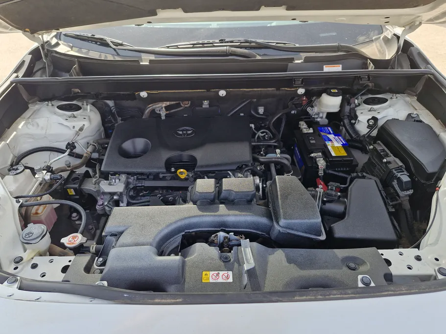 تويوتا راف فور LE 2023 