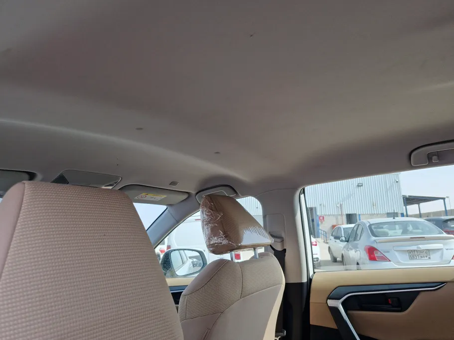 تويوتا راف فور LE 2023 