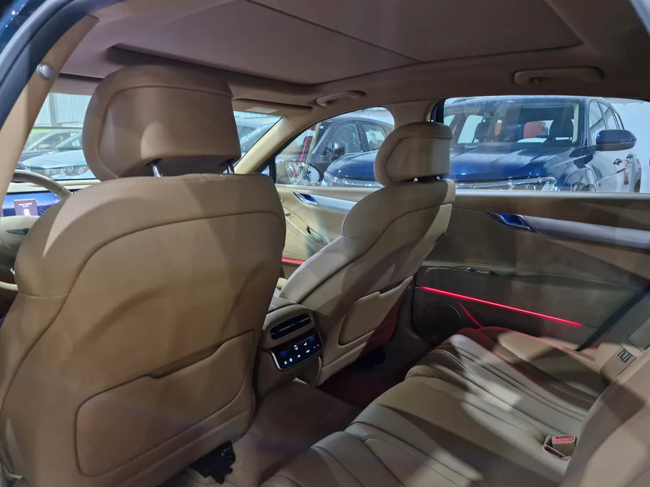 2025 Genesis G80 PRESTIGE 