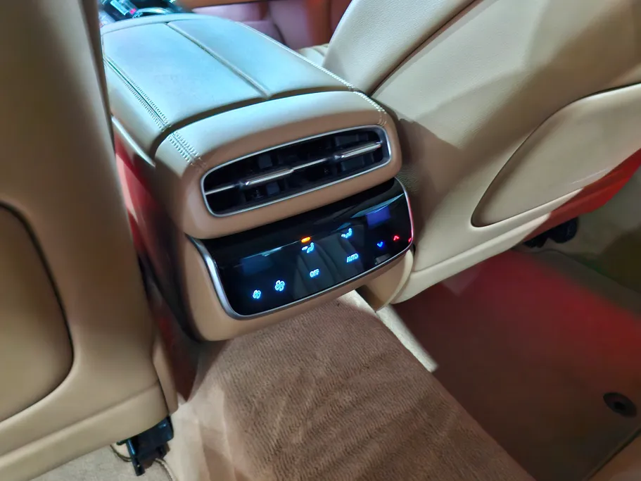 2025 Genesis G80 PRESTIGE 