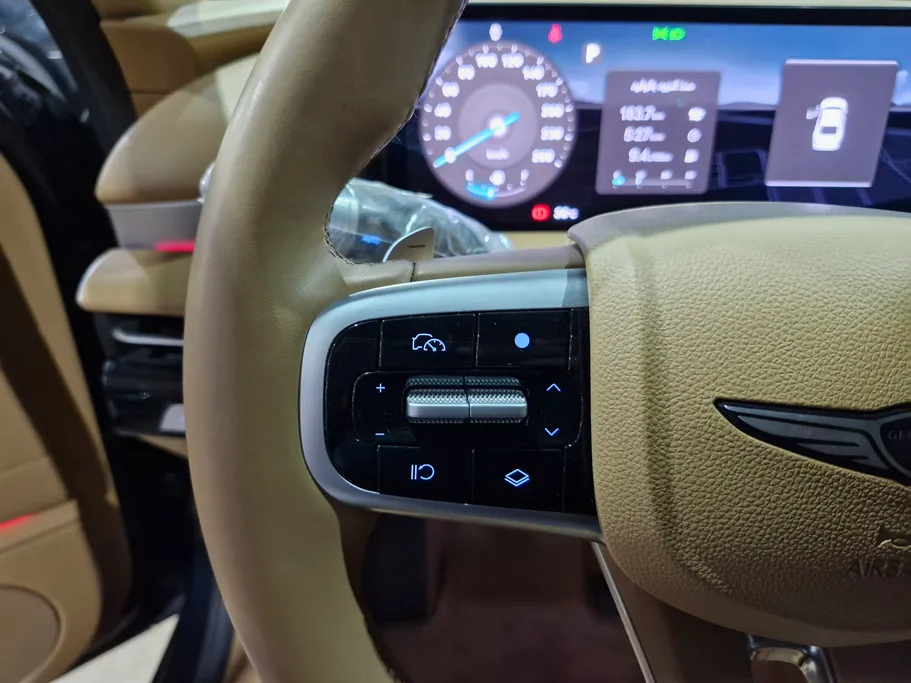 2025 Genesis G80 PRESTIGE 