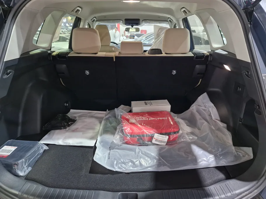 تويوتا راف فور LE 2026 