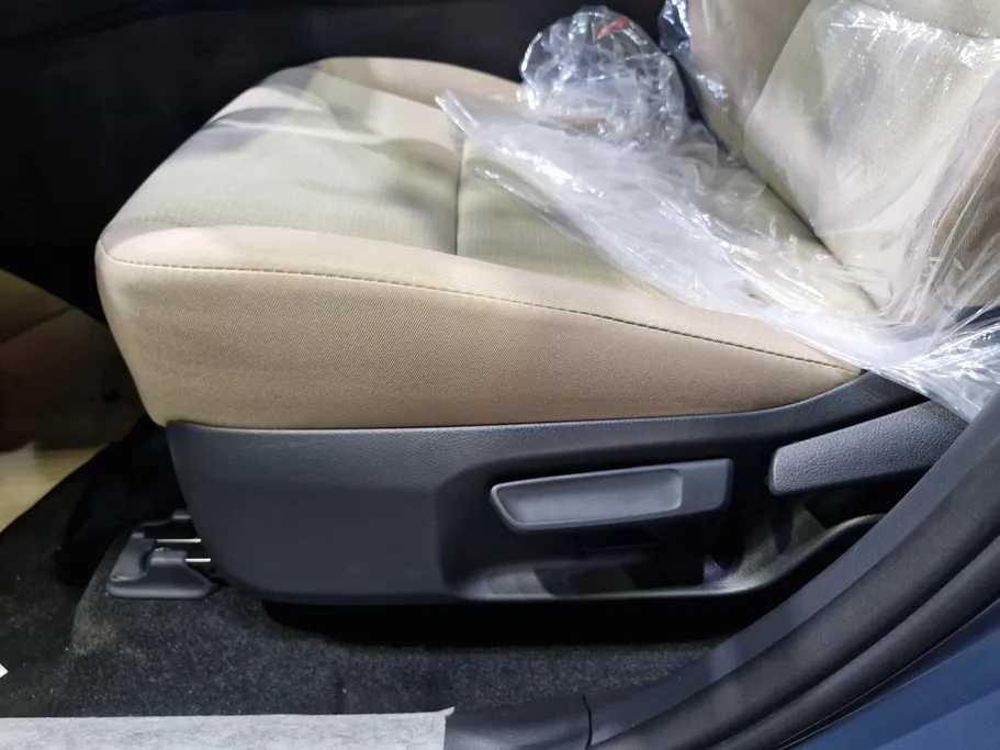 تويوتا راف فور LE 2026 