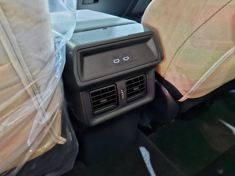 تويوتا راف فور LE 2026 