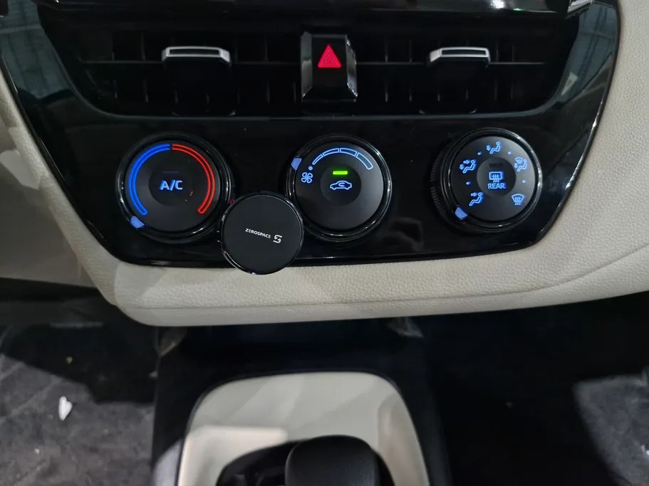 تويوتا كورولا XLI 2022 