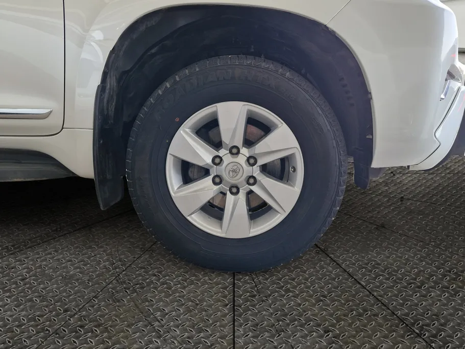 تويوتا برادو TXL1 V6 2022 