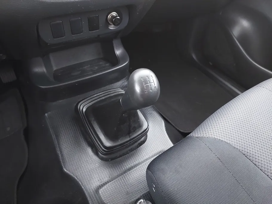 ميتسوبيشي L200 DC 4x2 2021 