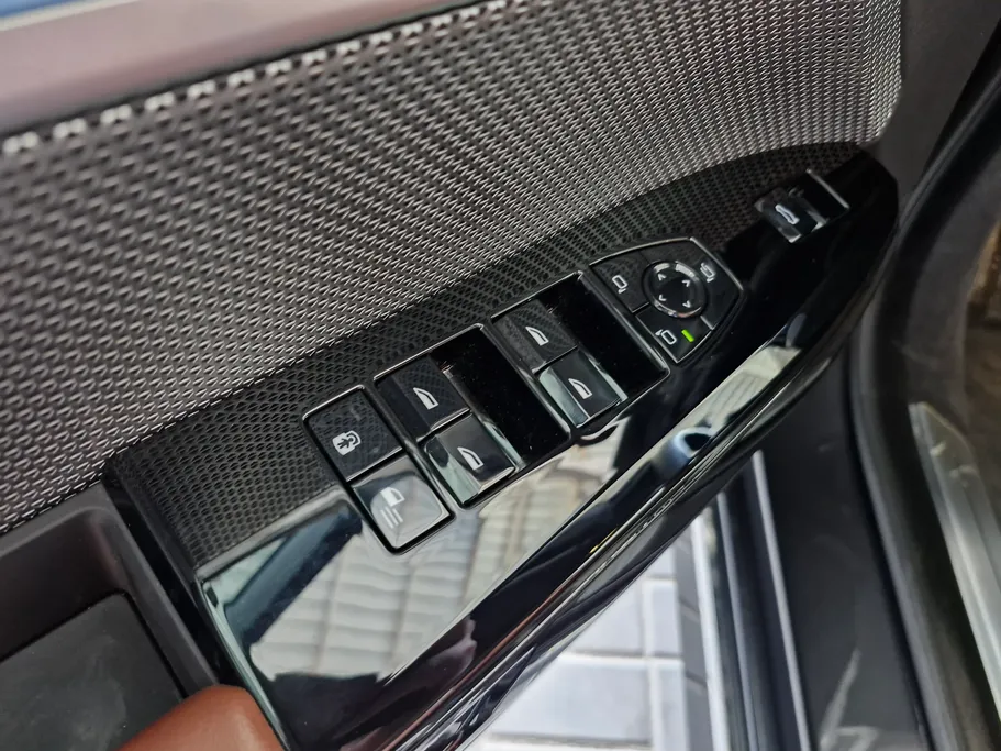 2024 BMW 7 Series 735i 