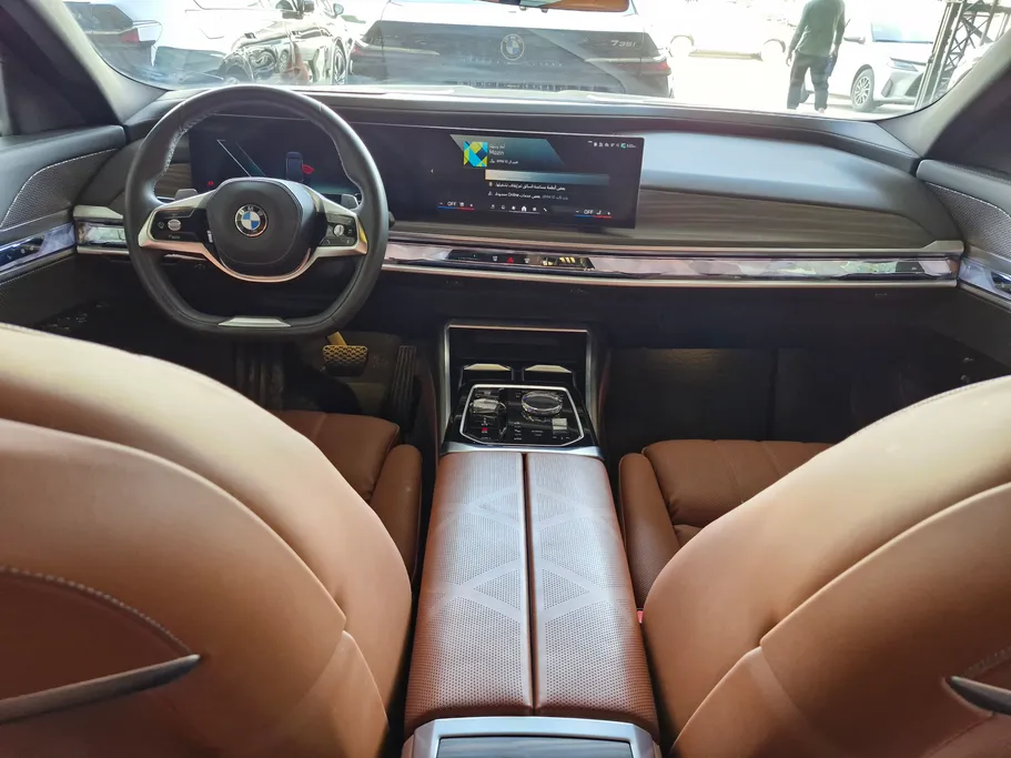 2024 BMW 7 Series 735i 