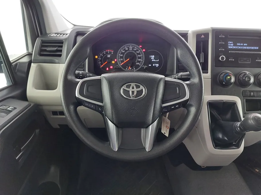 2023 تويوتا Haice بضاعة سقف عالي 