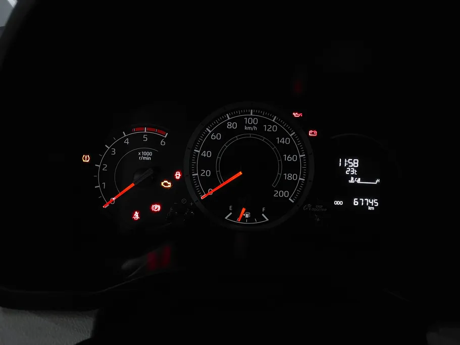 2023 تويوتا Haice بضاعة سقف عالي 