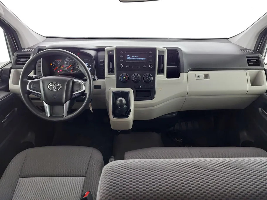 2023 تويوتا Haice بضاعة سقف عالي 