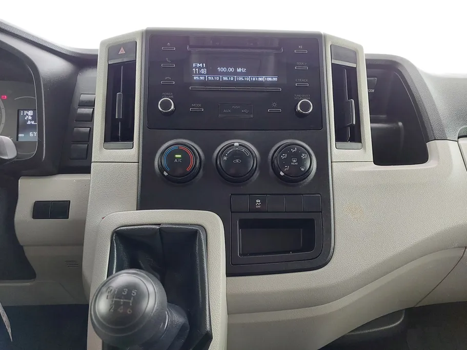 2023 تويوتا Haice بضاعة سقف عالي 