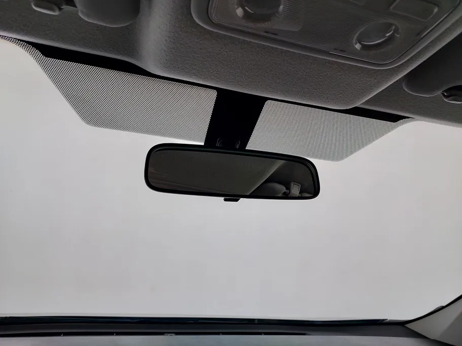 2023 تويوتا Haice بضاعة سقف عالي 