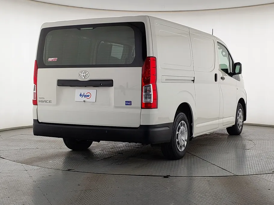 2023 تويوتا Haice بضاعة سقف عالي 