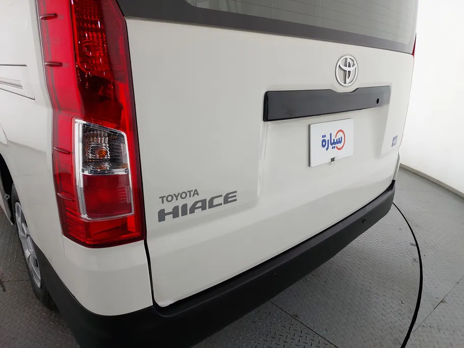 2023 تويوتا Haice بضاعة سقف عالي 