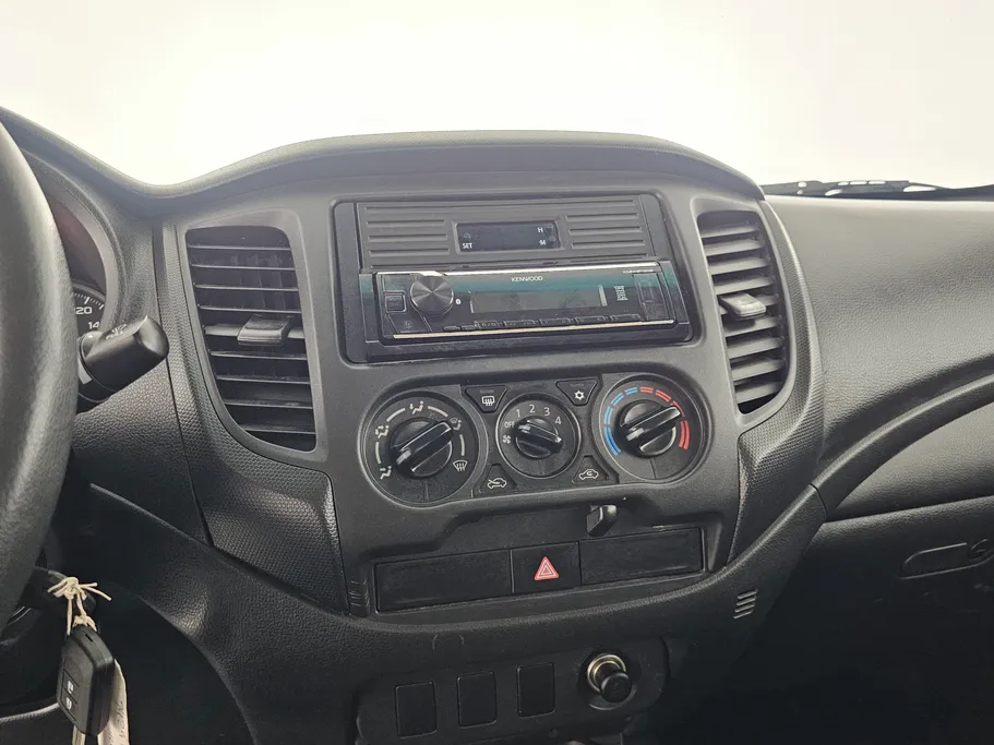 ميتسوبيشي L200 DC 4x2 Diesel 2022 