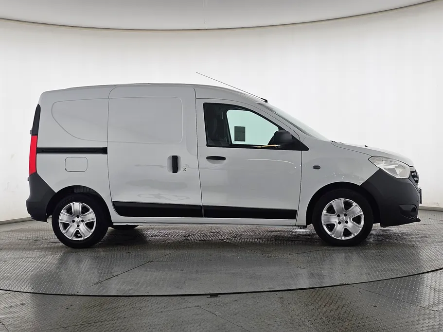 رينو دوكر Van بضاعة 2021 