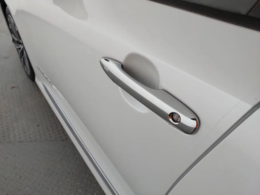 2025 Toyota Corolla XLI Executive Moonroof 