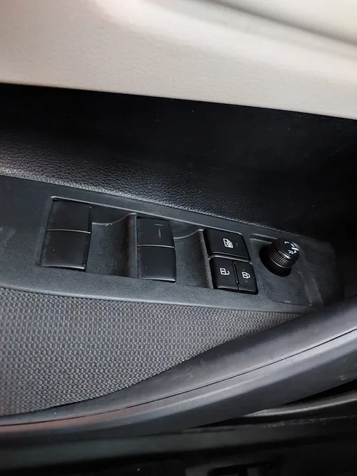 2025 Toyota Corolla XLI Executive Moonroof 